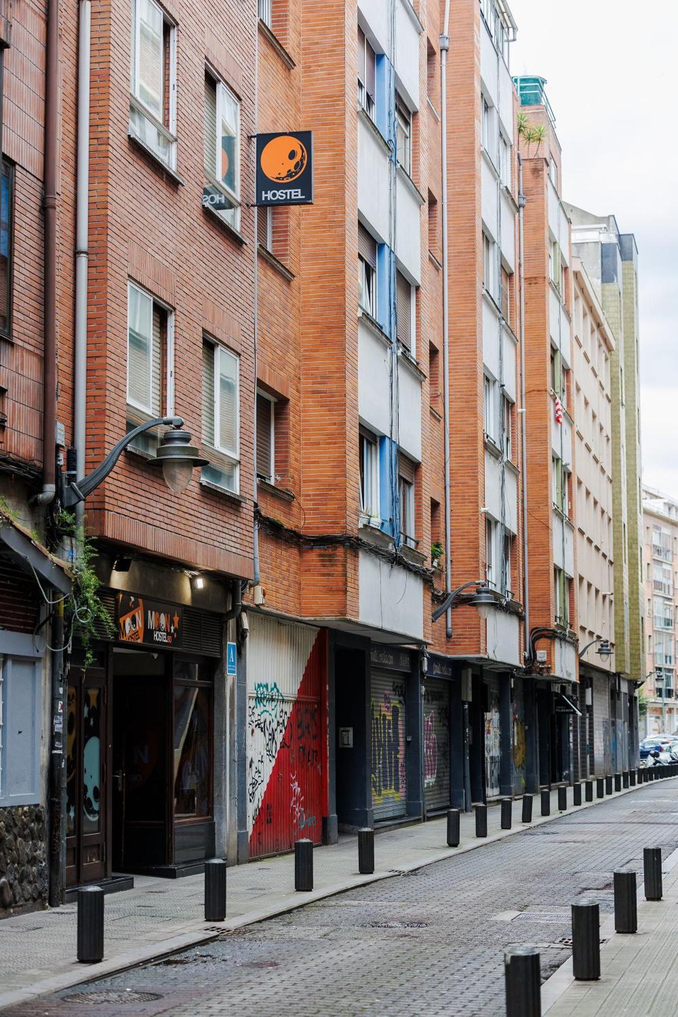Moon Hostel Bio Bilbao Exteriér fotografie